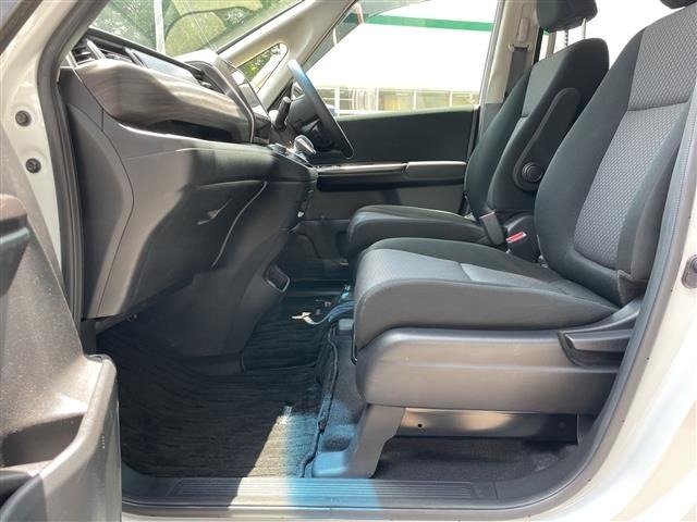 Honda FREED 2023 7570140-7