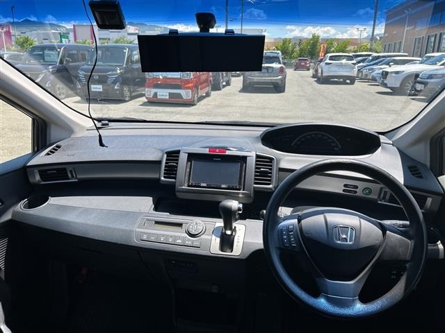 Honda FREED 2013 7570141-2