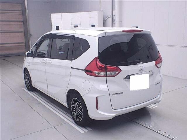 Honda FREED 2022 7570201-1