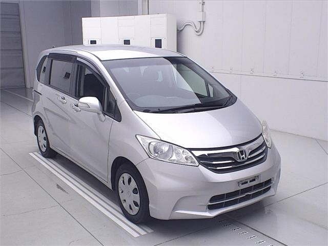 Honda FREED 2012 7570219-0