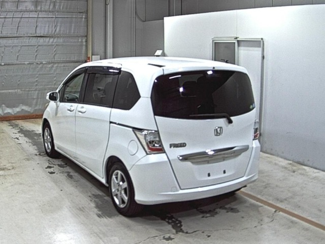 Honda FREED 2013 7570238-1
