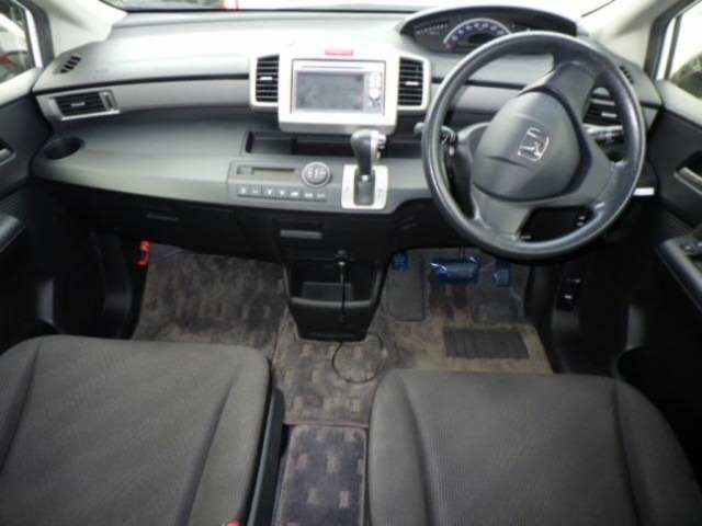 Honda FREED 2013 7570238-3