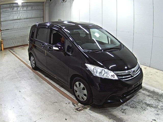 Honda FREED 2013 7570242-0