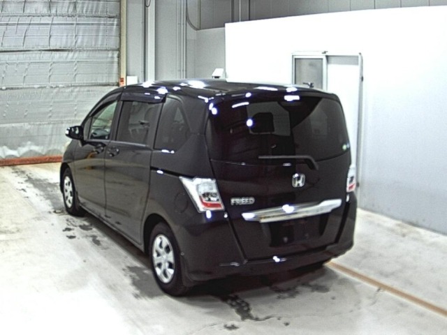 Honda FREED 2012 7570258-1