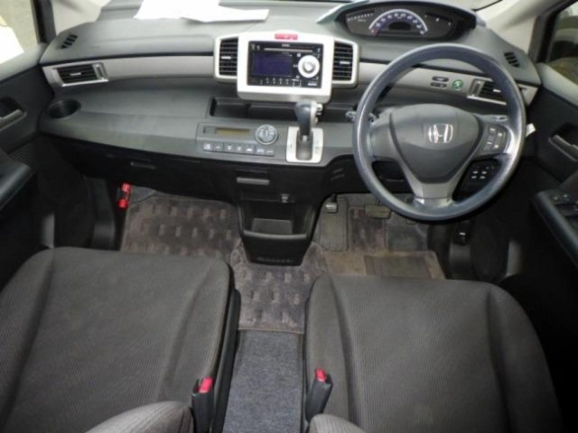 Honda FREED 2012 7570258-3