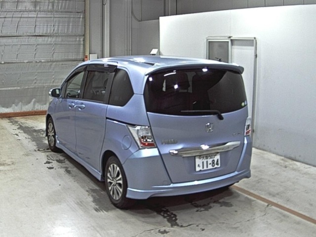 Honda FREED 2012 7570260-1