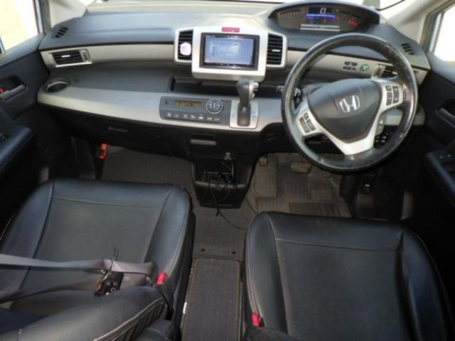 Honda FREED 2012 7570260-3