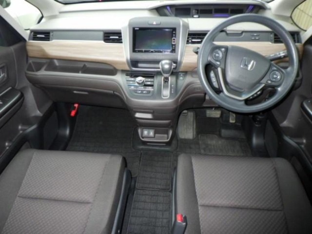 Honda FREED 2021 7570288-3