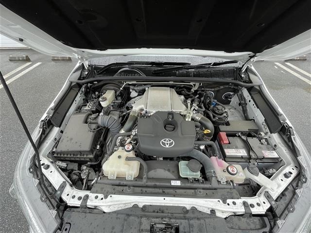 Toyota HILUX 2024 7583359-15