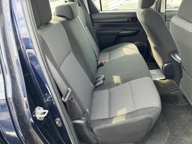 Toyota HILUX 2021 7583380-6