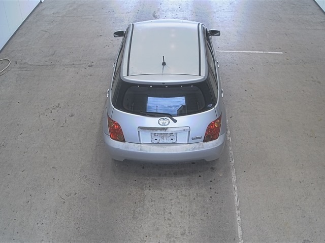 Toyota IST 2003 7591001-3