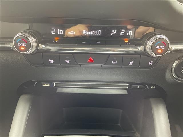 Mazda MAZDA3 2020 7594585-21