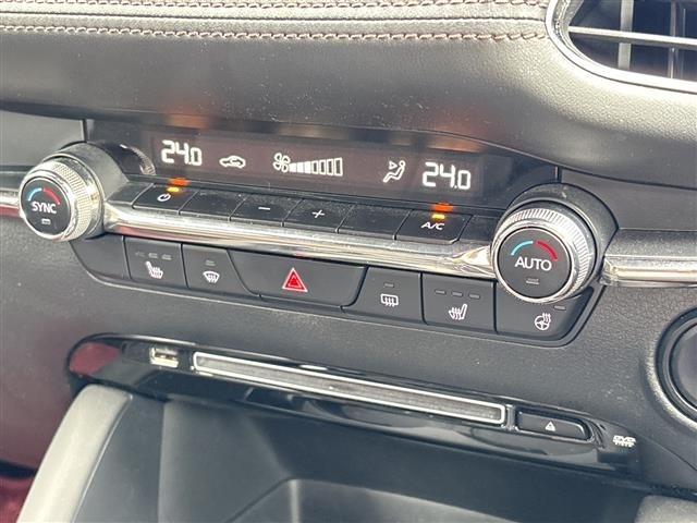 Mazda MAZDA3 2019 7594597-18