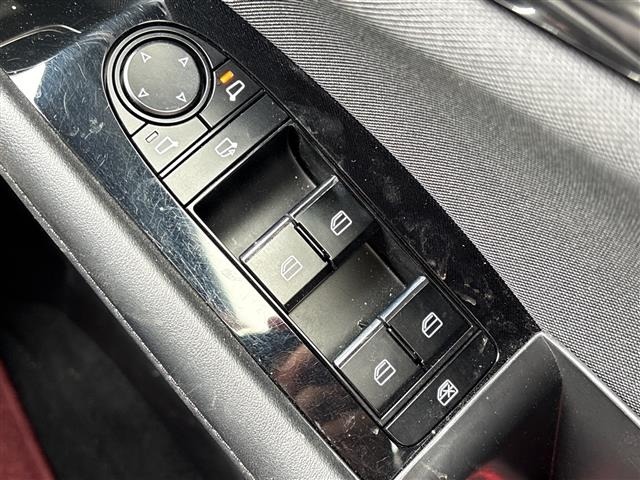 Mazda MAZDA3 2019 7594597-22