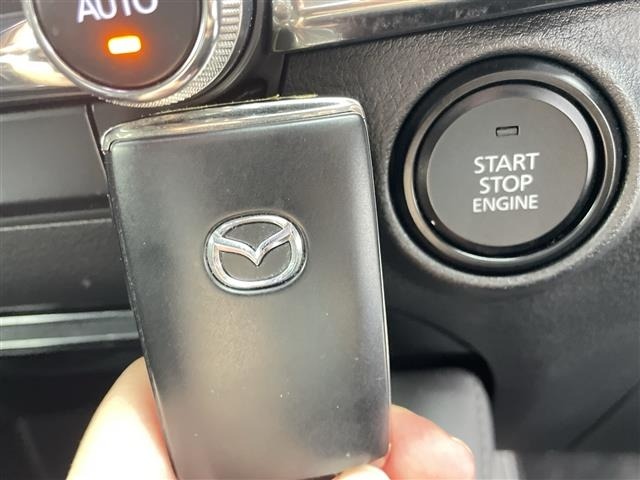 Mazda MAZDA3 2019 7594603-10