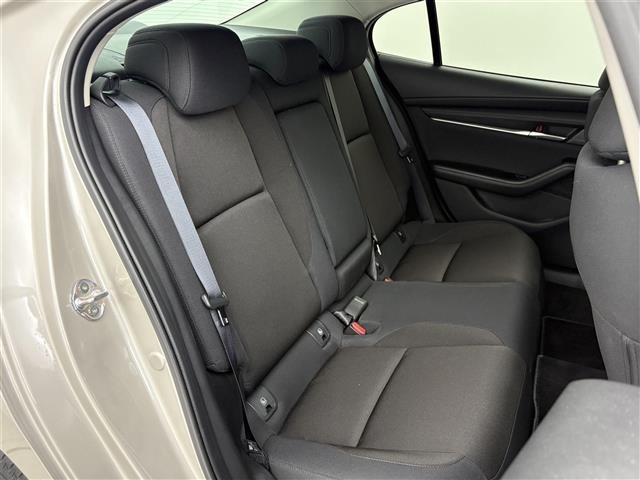 Mazda MAZDA3 2023 7594604-11