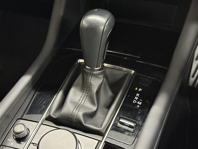 Mazda MAZDA3 2022 7594620-17