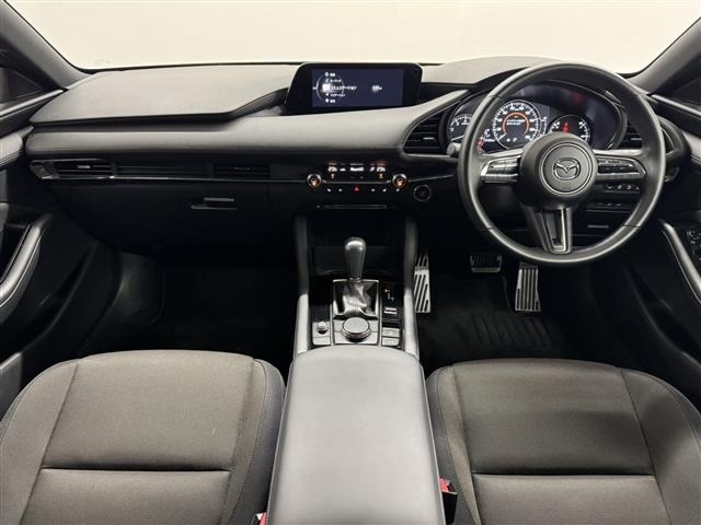 Mazda MAZDA3 2022 7594620-26