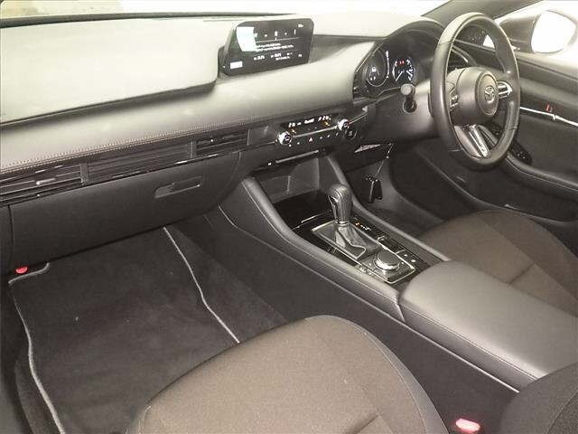 Mazda MAZDA3 2022 7594631-4
