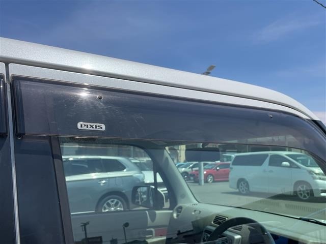 Toyota PIXIS SPACE 2012 7590821-22