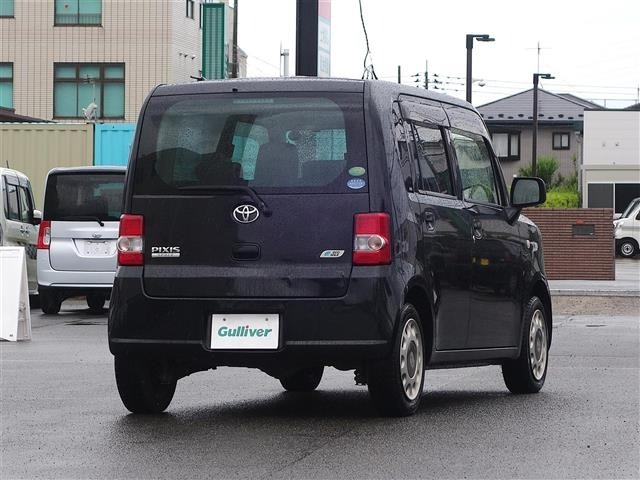 Toyota PIXIS SPACE 2013 7590837-2