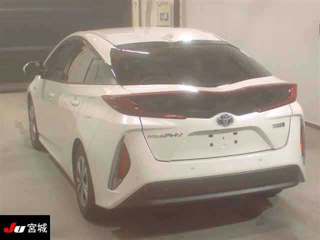 Toyota PRIUS PHV 2018 7595120-1