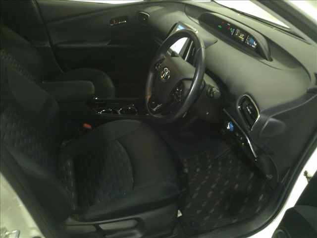 Toyota PRIUS PHV 2018 7595120-4
