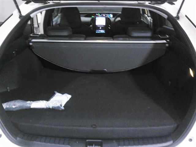 Toyota PRIUS PHV 2018 7595120-7