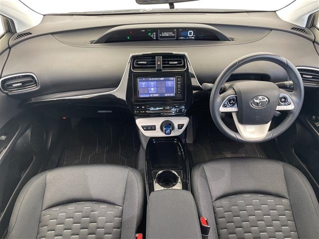 Toyota PRIUS PHV 2018 7595124-13