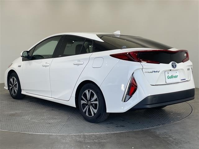 Toyota PRIUS PHV 2018 7595124-14