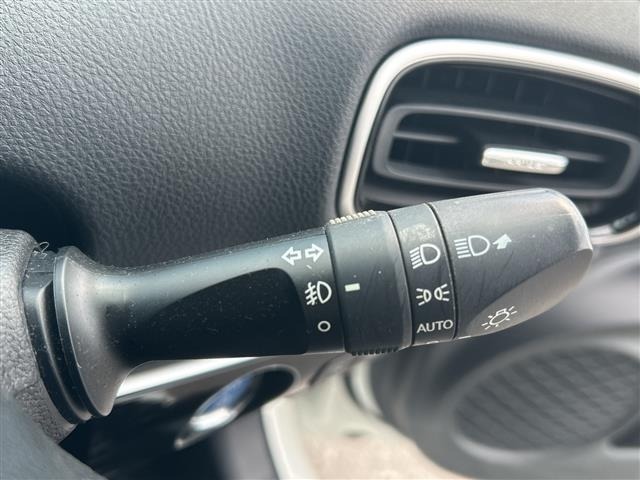 Toyota PRIUS PHV 2018 7595131-12