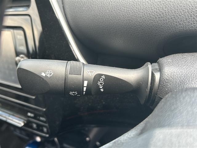 Toyota PRIUS PHV 2018 7595131-20