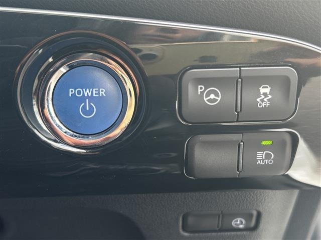 Toyota PRIUS PHV 2018 7595131-21