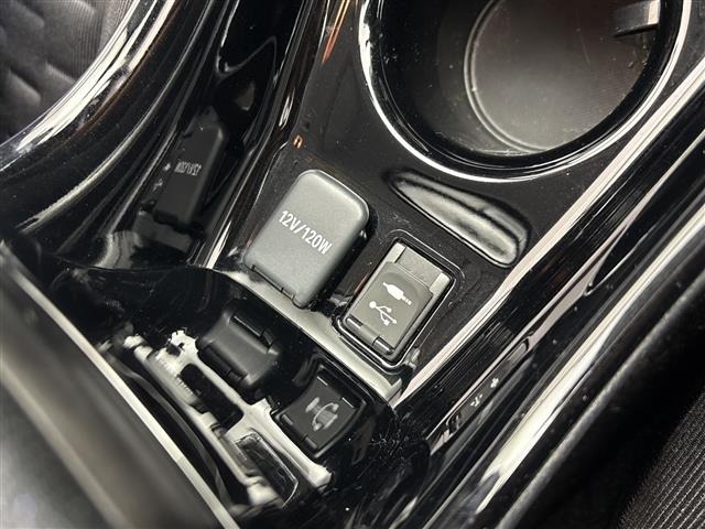 Toyota PRIUS PHV 2017 7595132-12