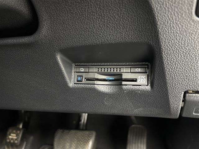 Toyota PRIUS PHV 2017 7595132-3