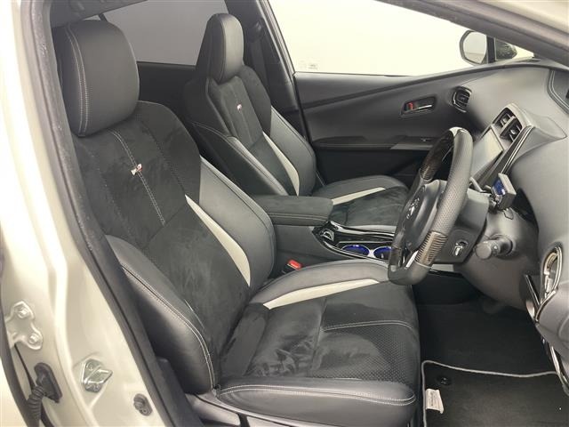 Toyota PRIUS PHV 2018 7595139-1
