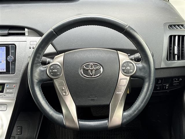 Toyota PRIUS PHV 2013 7595140-14