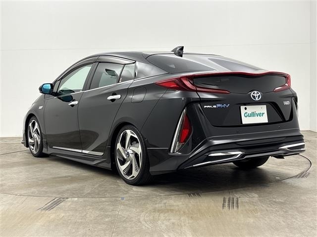 Toyota PRIUS PHV 2021 7595147-13