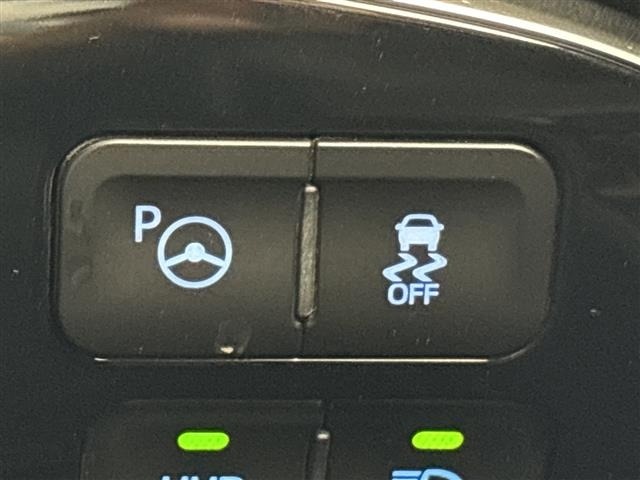 Toyota PRIUS PHV 2021 7595147-19