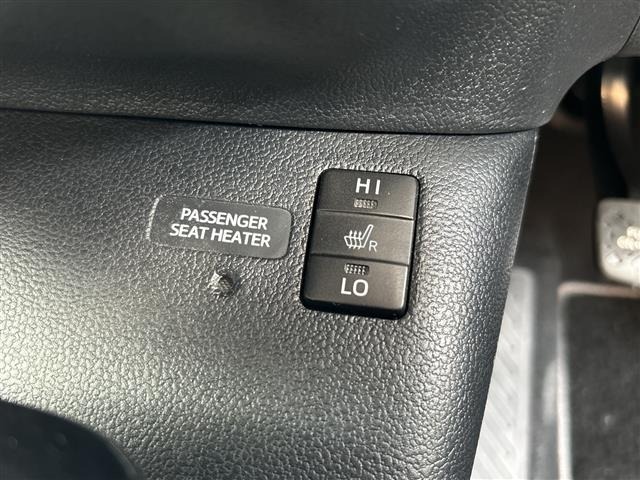 Toyota PRIUS PHV 2018 7595148-11