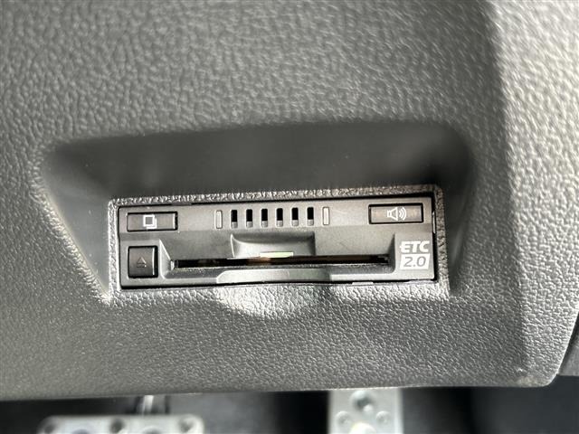 Toyota PRIUS PHV 2018 7595148-5
