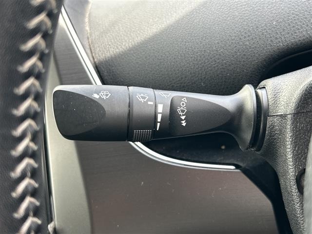 Toyota PRIUS PHV 2018 7595148-6