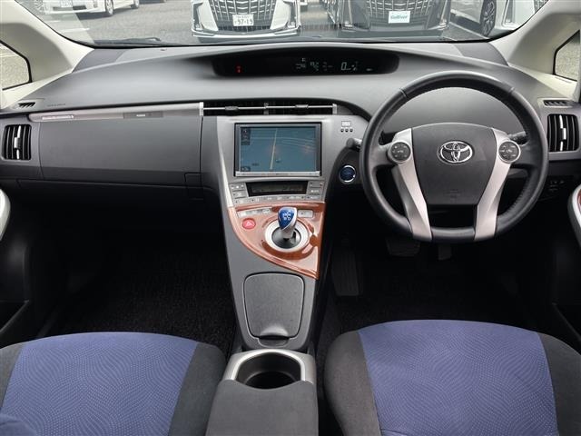 Toyota PRIUS PHV 2012 7595155-22