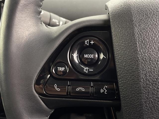 Toyota PRIUS PHV 2021 7595156-4