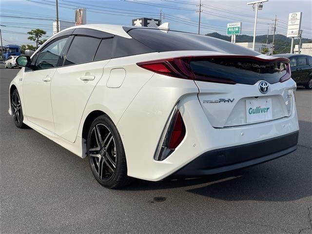 Toyota PRIUS PHV 2017 7595157-13