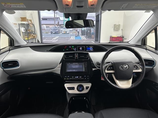 Toyota PRIUS PHV 2017 7595159-14