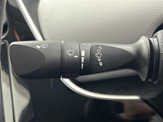 Toyota PRIUS PHV 2017 7595159-7