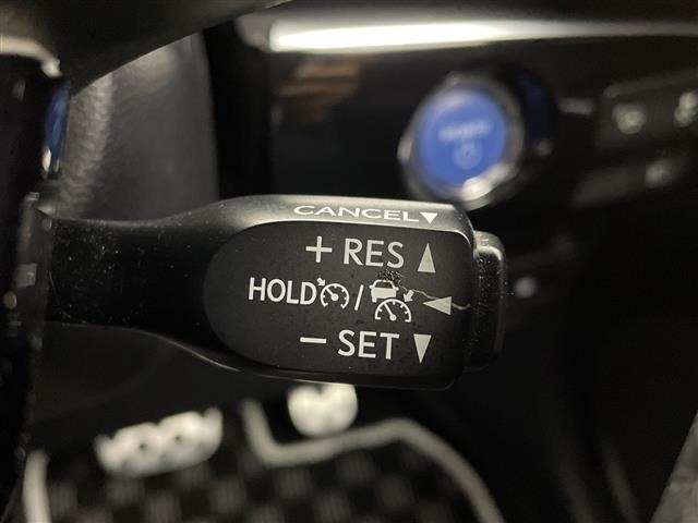 Toyota PRIUS PHV 2017 7595161-12
