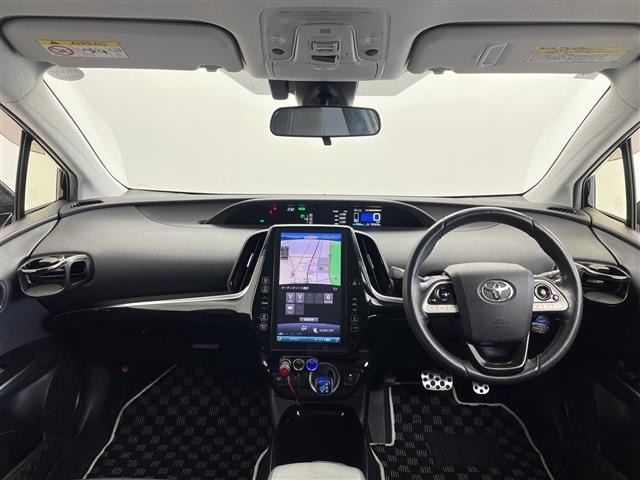 Toyota PRIUS PHV 2017 7595161-15