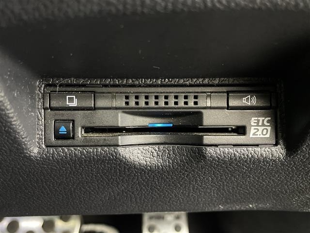 Toyota PRIUS PHV 2017 7595161-17